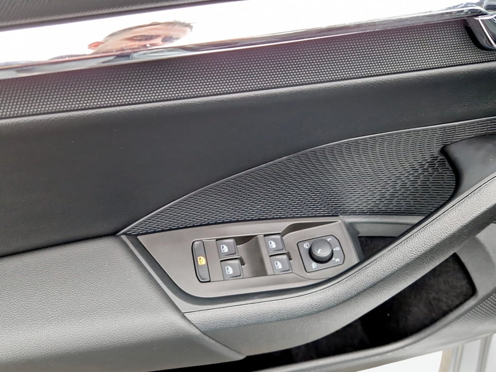 SKODA Octavia Combi 2023 — imagine 16