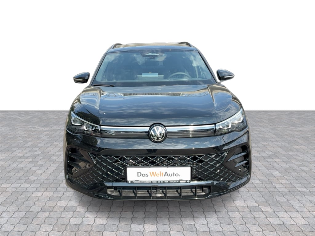 VOLKSWAGEN Tiguan 2026 — imagine 8