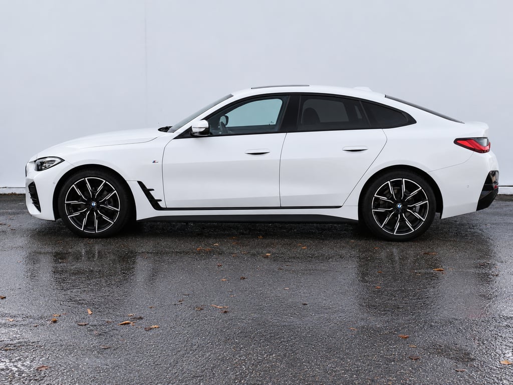 BMW Seria 4 2023 — imagine 2