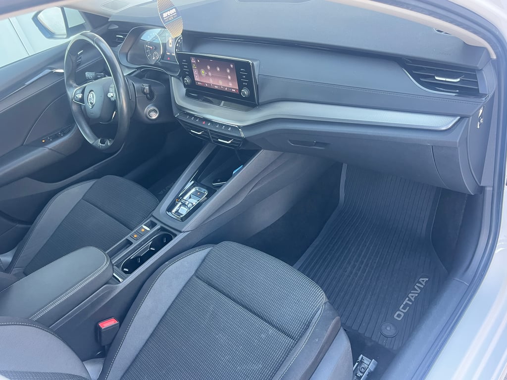 SKODA Octavia 2022 — imagine 12