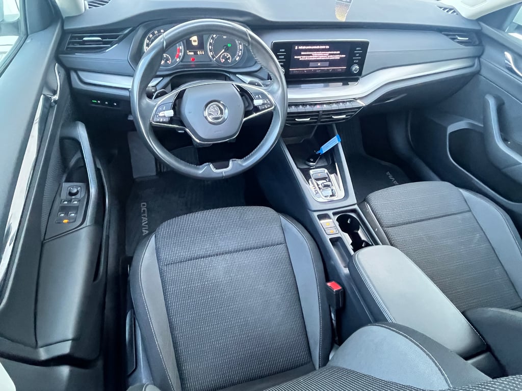 SKODA Octavia 2022 — imagine 9