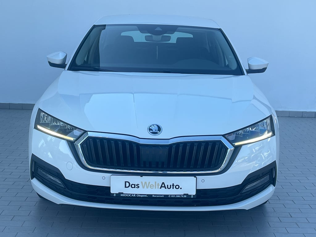 SKODA Octavia 2022 — imagine 4