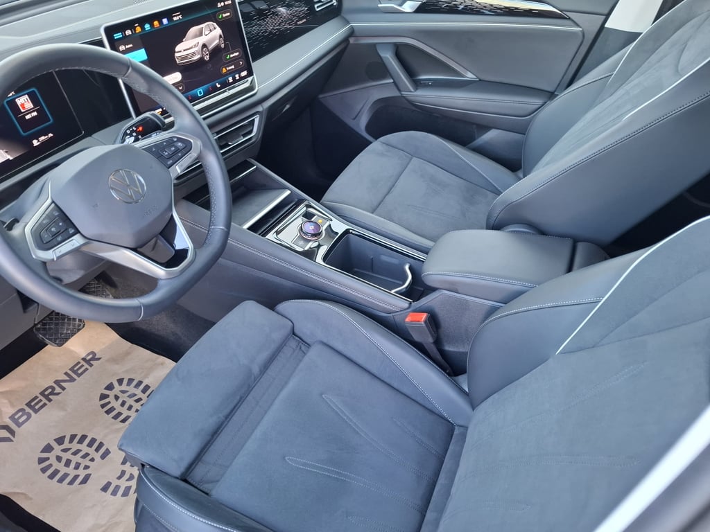 VOLKSWAGEN Tiguan 2024 — imagine 10