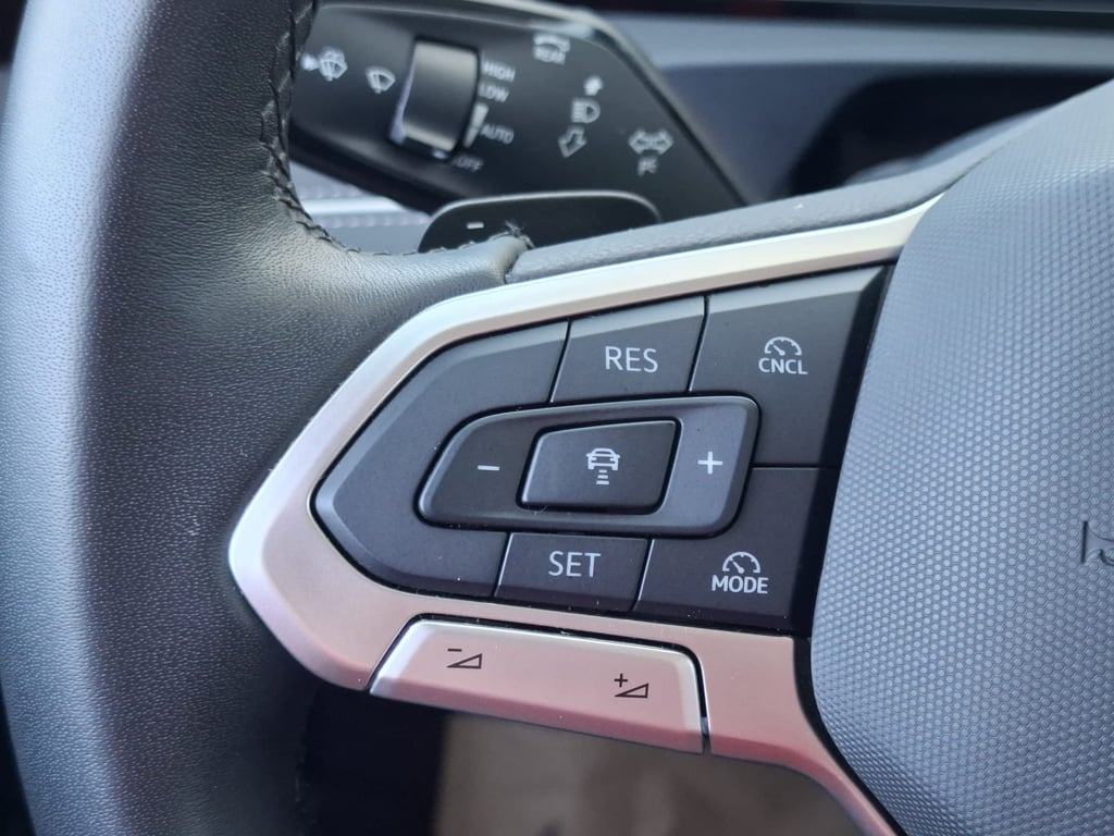 VOLKSWAGEN Tiguan 2024 — imagine 18