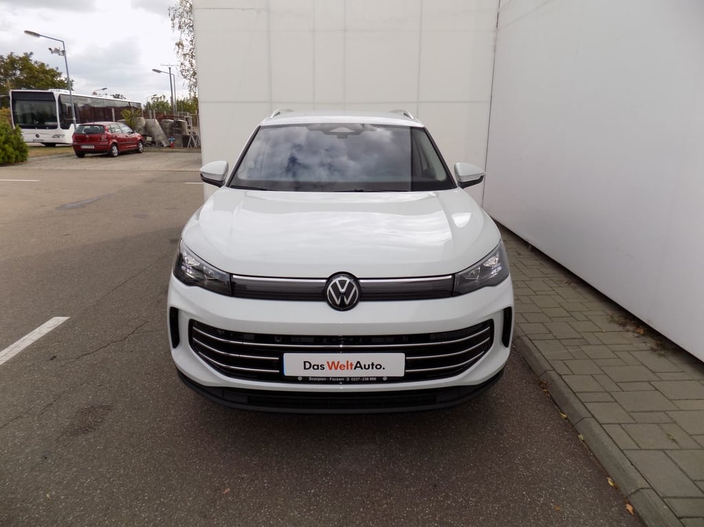 VOLKSWAGEN Tiguan 2024 — imagine 8