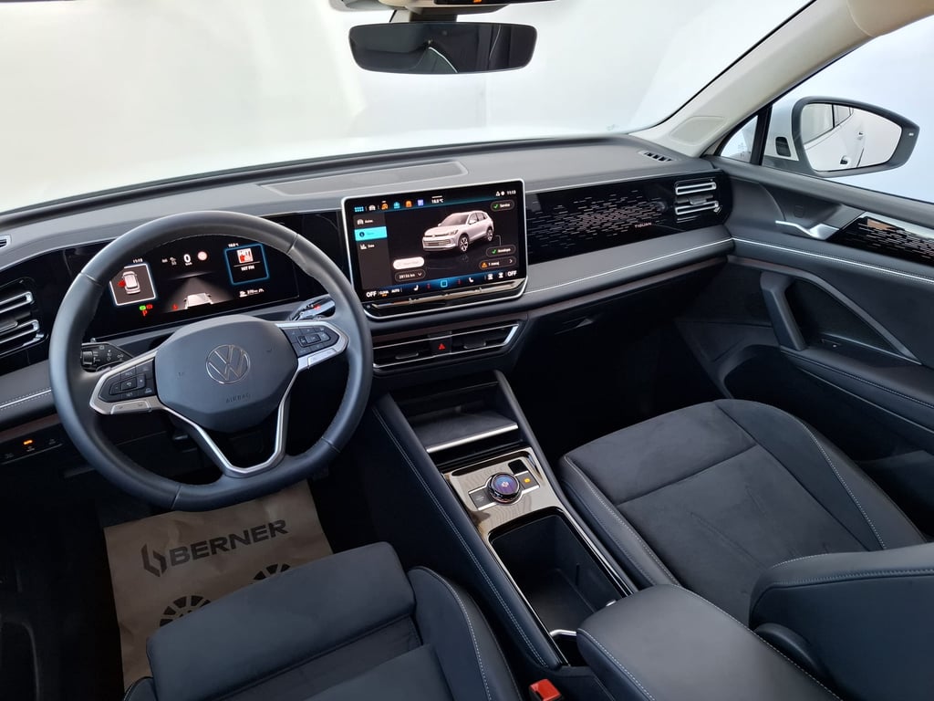 VOLKSWAGEN Tiguan 2024 — imagine 9