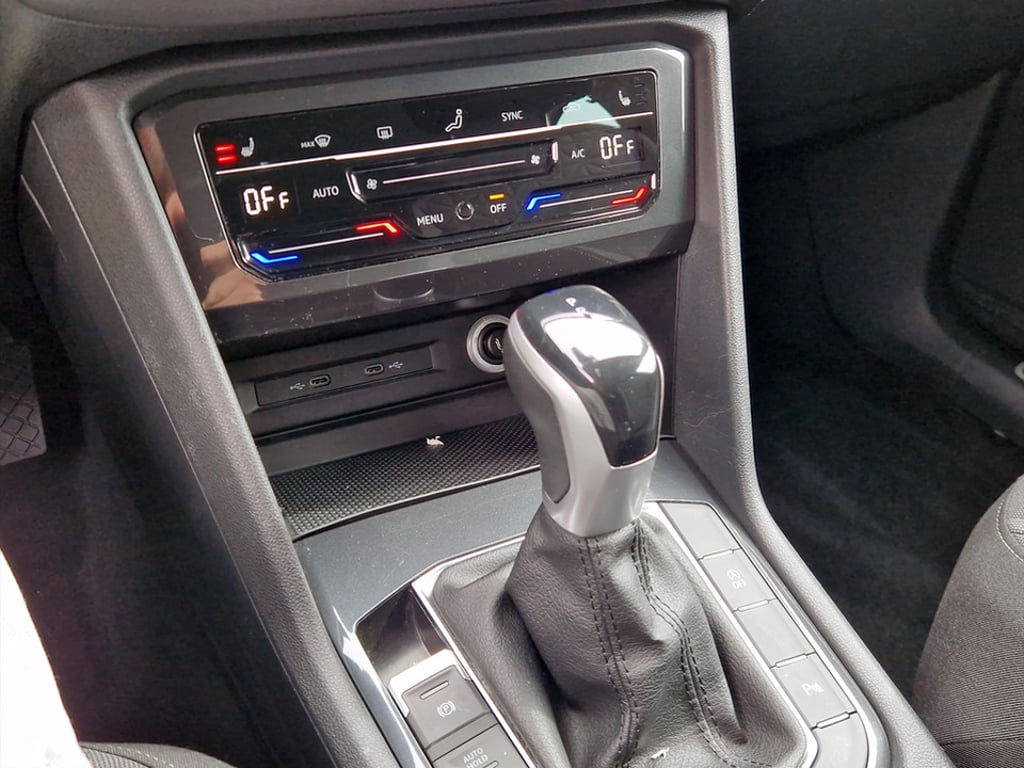 VOLKSWAGEN Tiguan 2022 — imagine 15