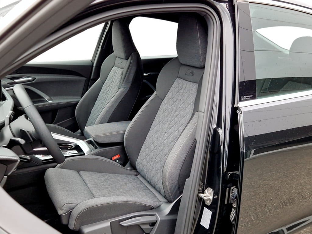 AUDI Q5 2025 — imagine 9