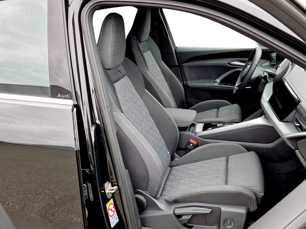 AUDI Q5 2025 — imagine 11