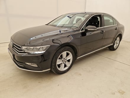 VW Noul Passat Highline 2.0 TDI DSG