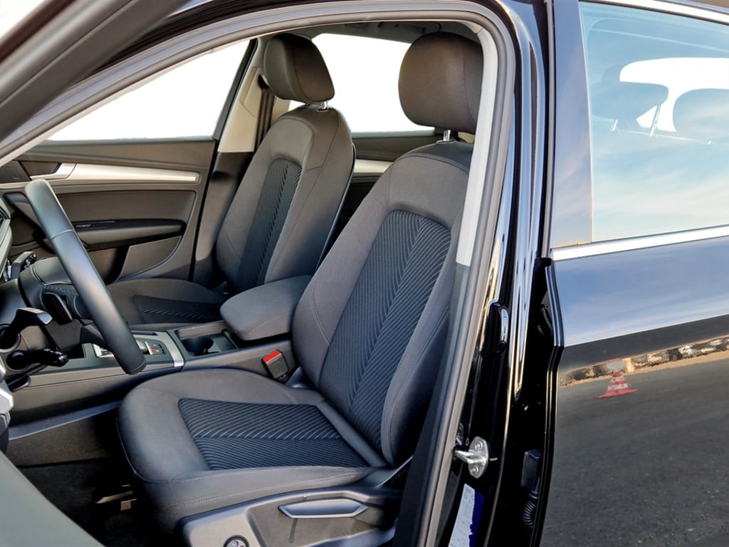 AUDI Q5 2022 — imagine 9