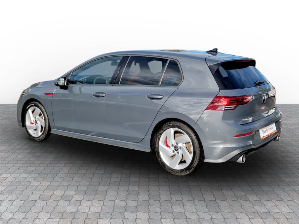 VOLKSWAGEN Golf 2024 — imagine 3
