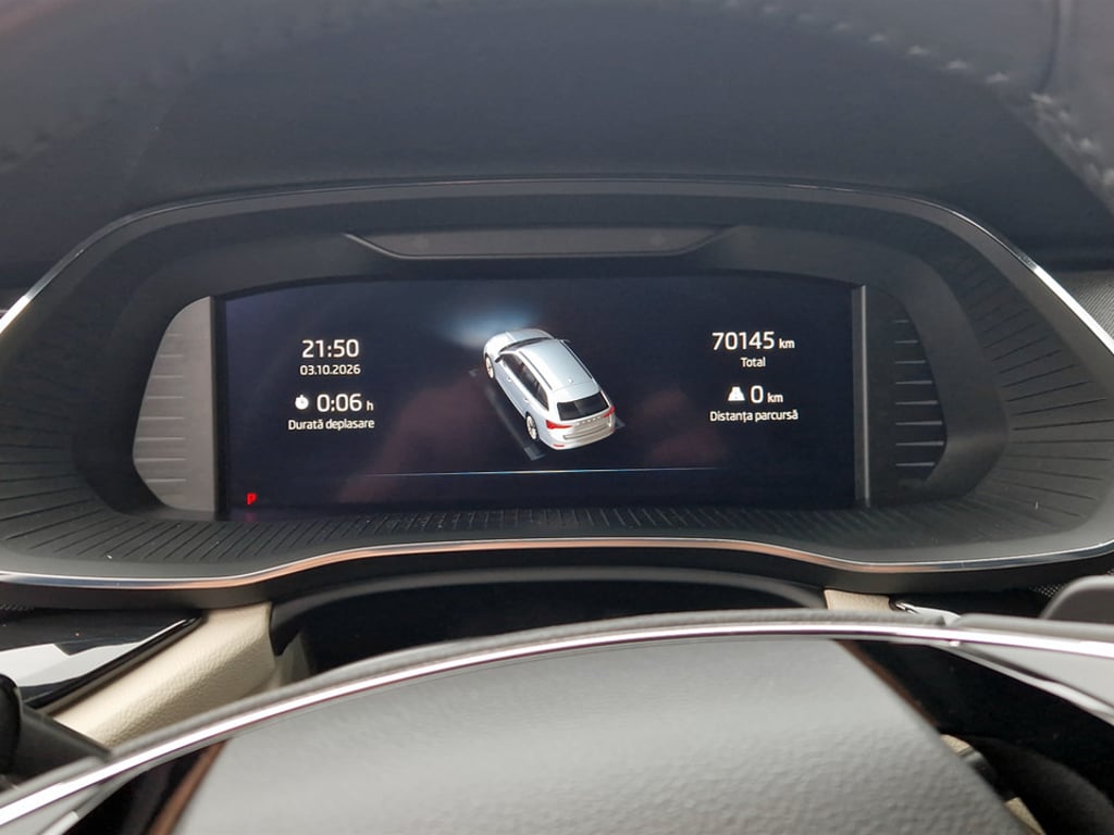 SKODA Octavia Combi 2023 — imagine 17