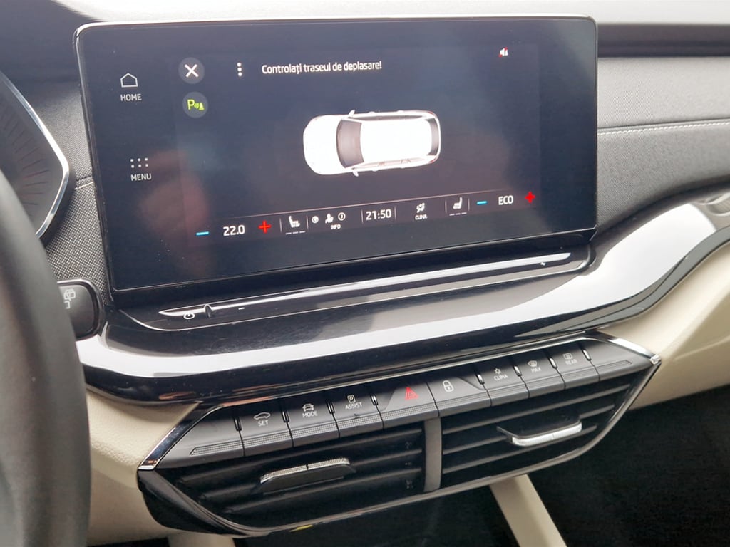 SKODA Octavia Combi 2023 — imagine 20