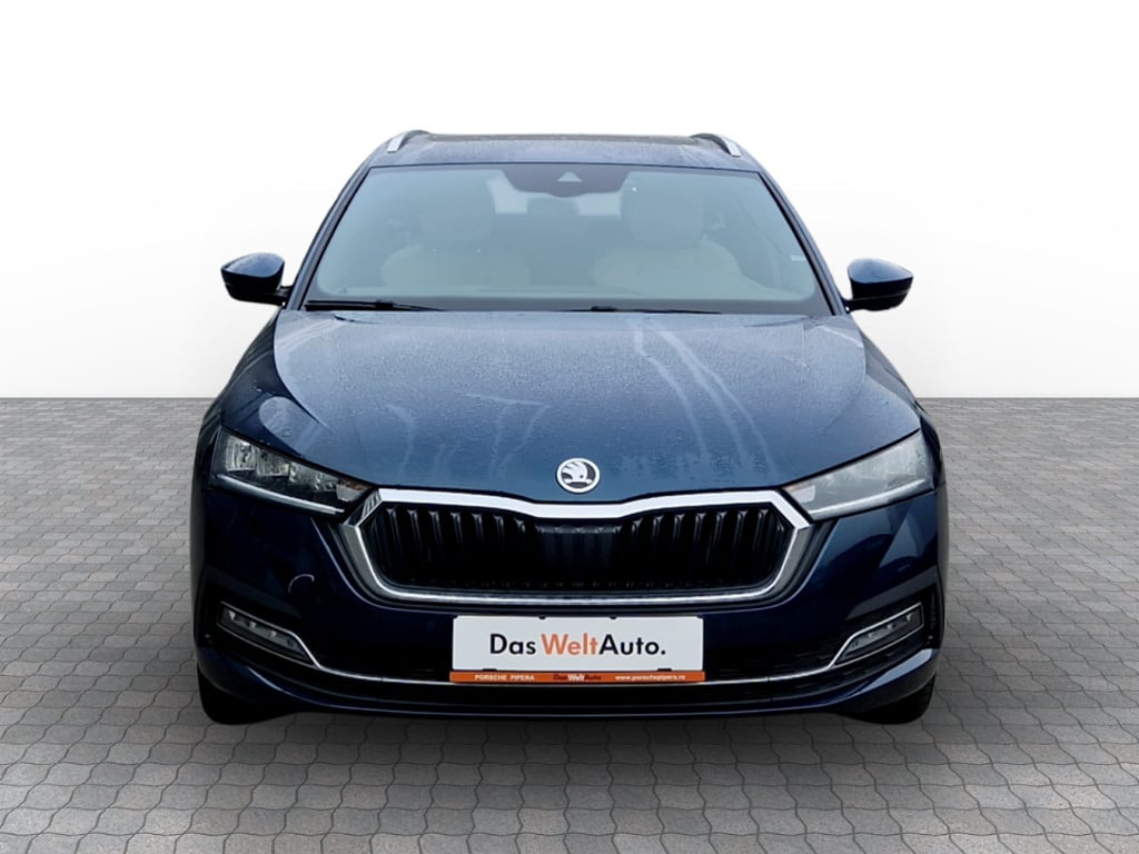 SKODA Octavia Combi 2023 — imagine 4