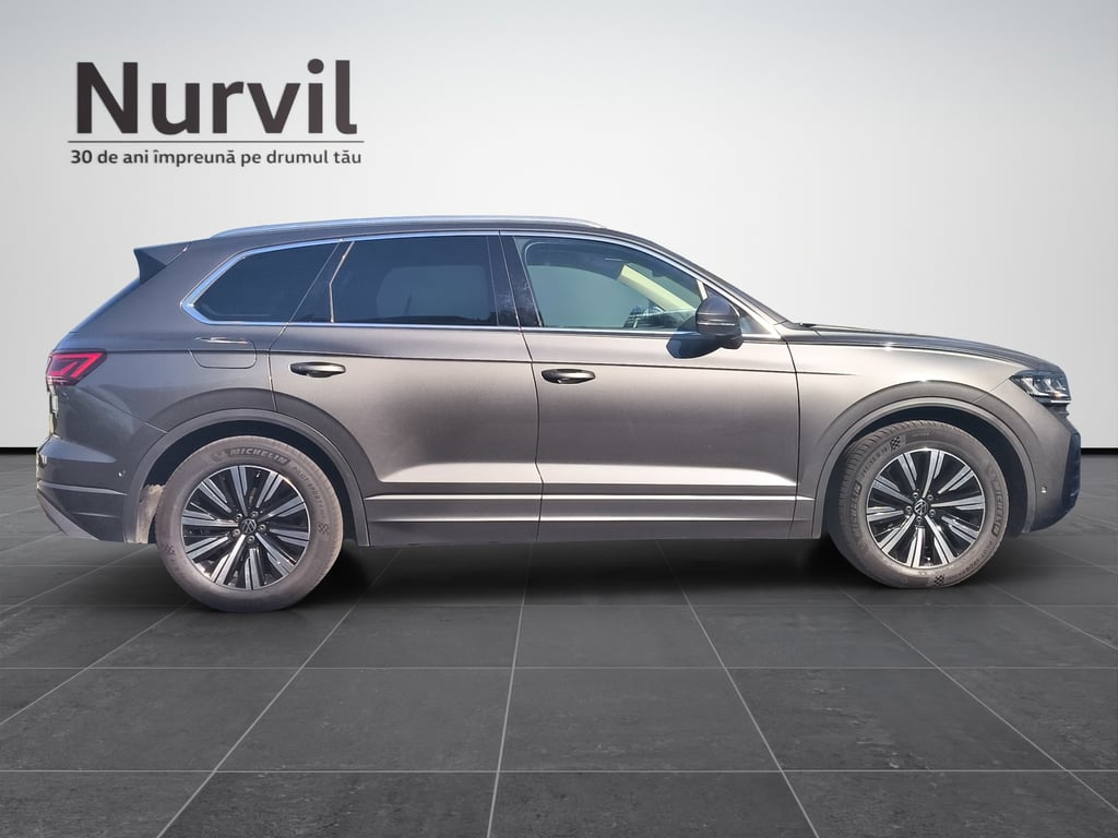 VOLKSWAGEN Touareg 2024 — imagine 6