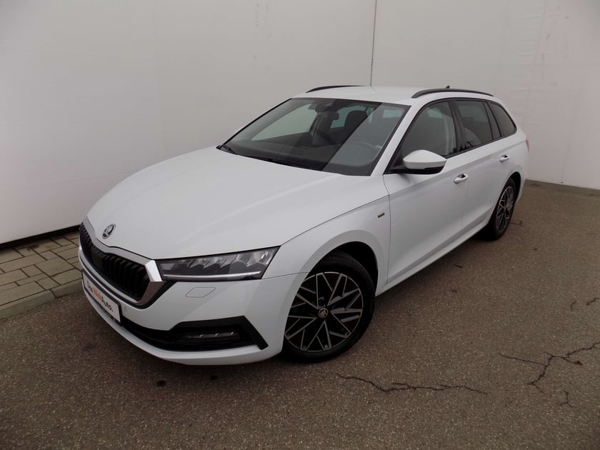 Škoda OCTAVIA Combi Ambition TDI DSG