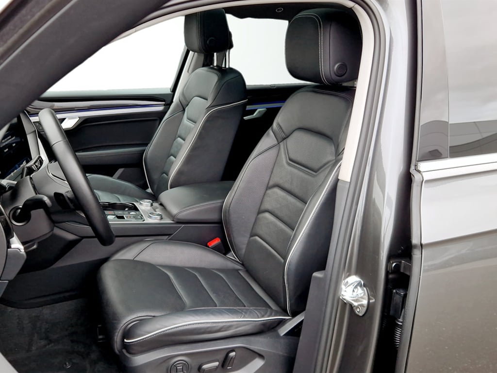 VOLKSWAGEN Touareg 2021 — imagine 31