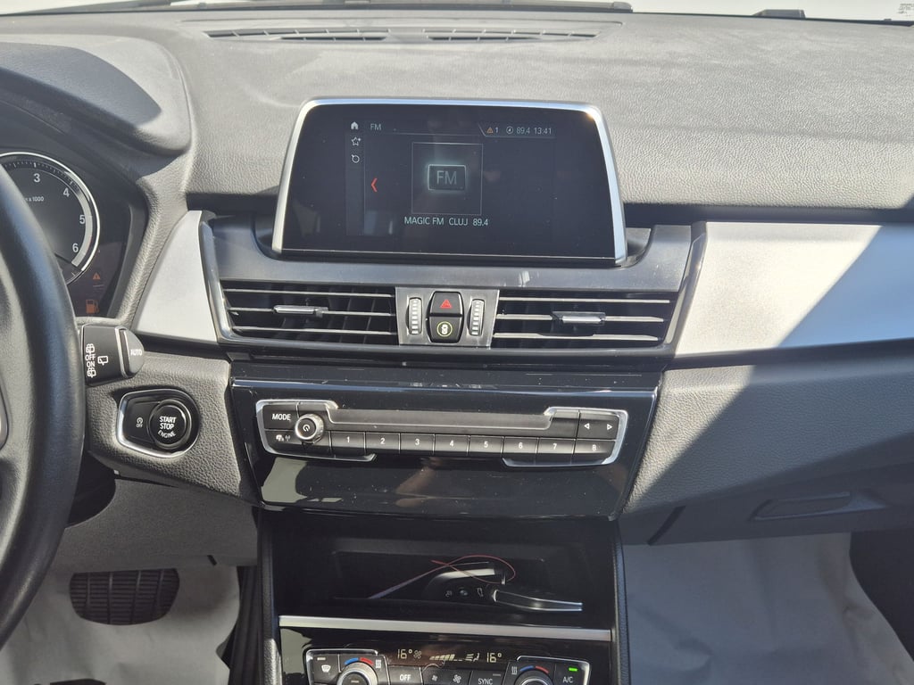 BMW Seria 2 2022 — imagine 18
