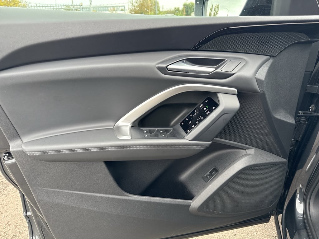 AUDI Q5 2025 — imagine 15