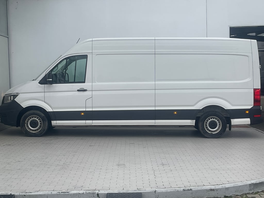 VOLKSWAGEN Crafter 2023 — imagine 2