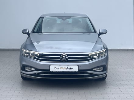 VW Noul Passat Highline 2.0 TDI DSG