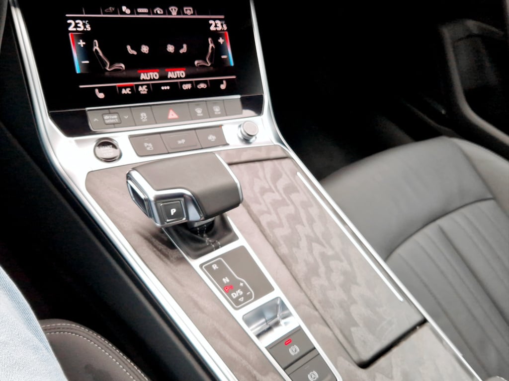 AUDI A6 2025 — imagine 15