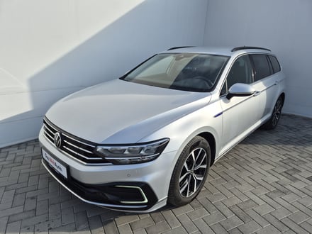 VW Passat Variant GTE