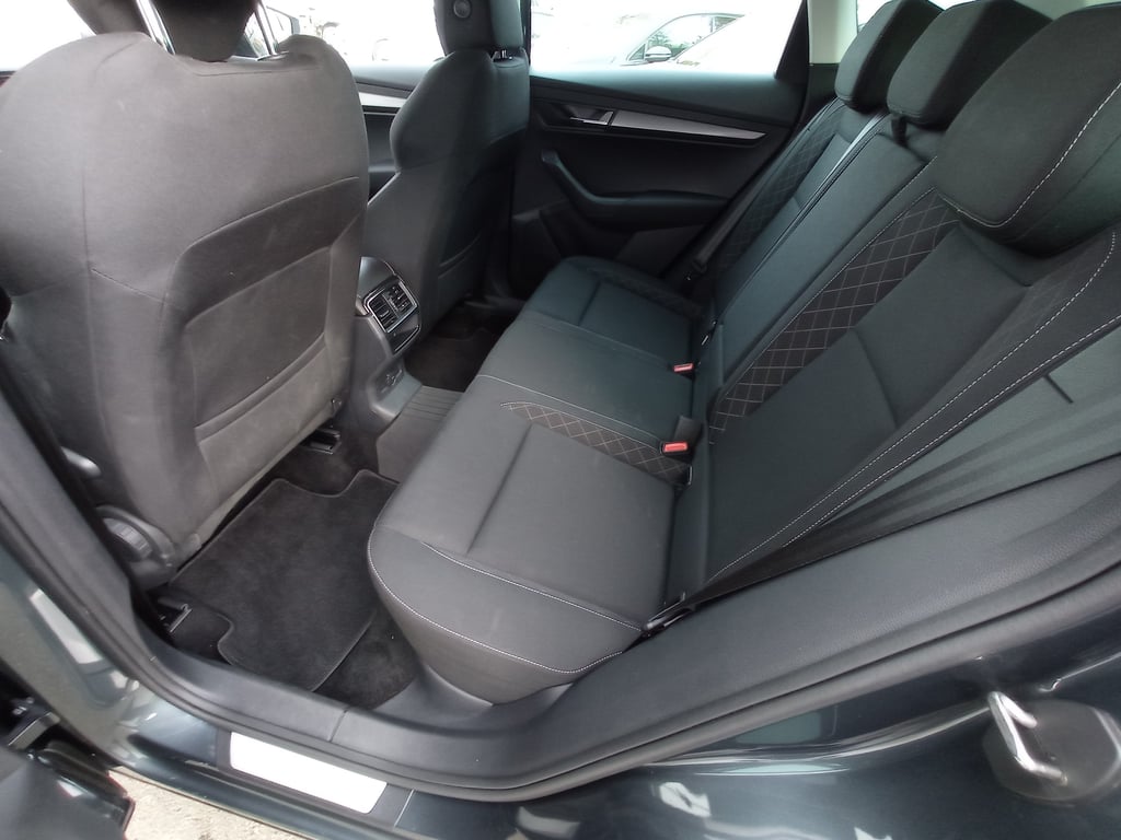 SKODA Karoq 2020 — imagine 18