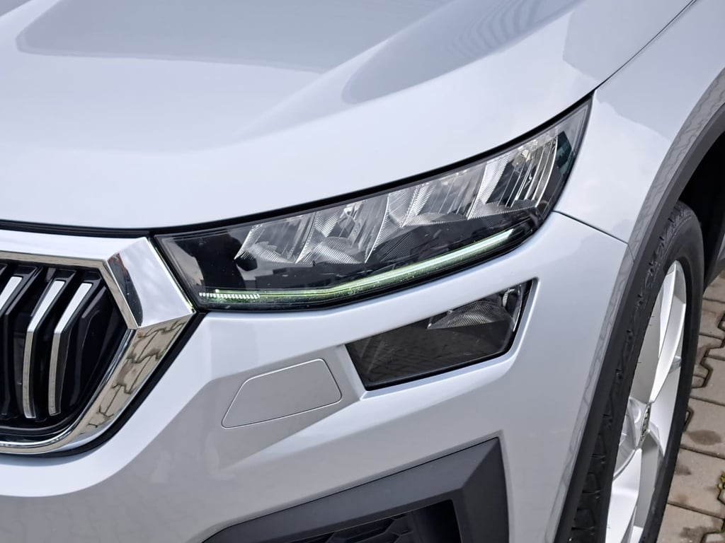 SKODA Kodiaq 2023 — imagine 8