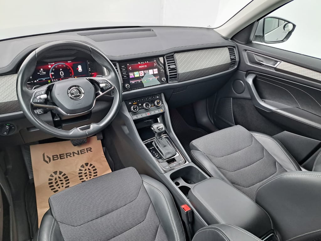 SKODA Kodiaq 2023 — imagine 13