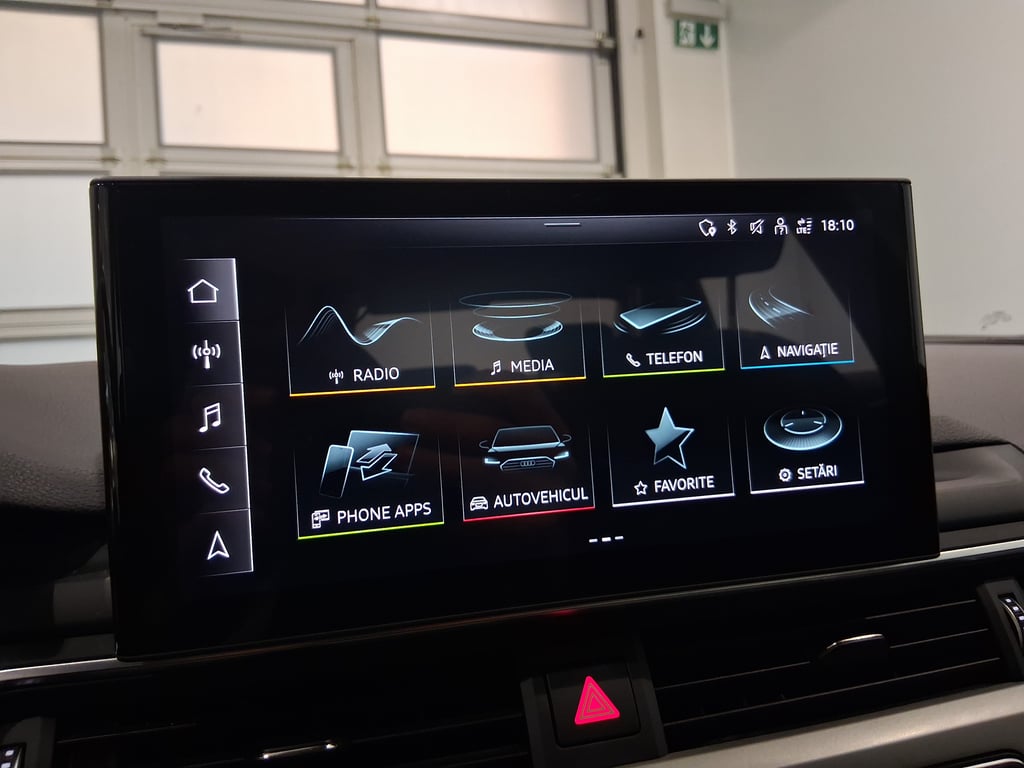 AUDI A4 2022 — imagine 20