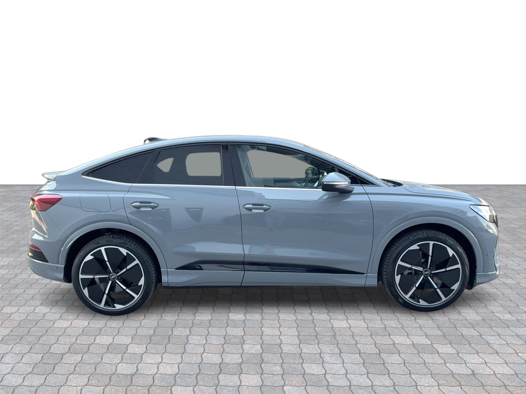 AUDI Q4 e-tron 2026 — imagine 6