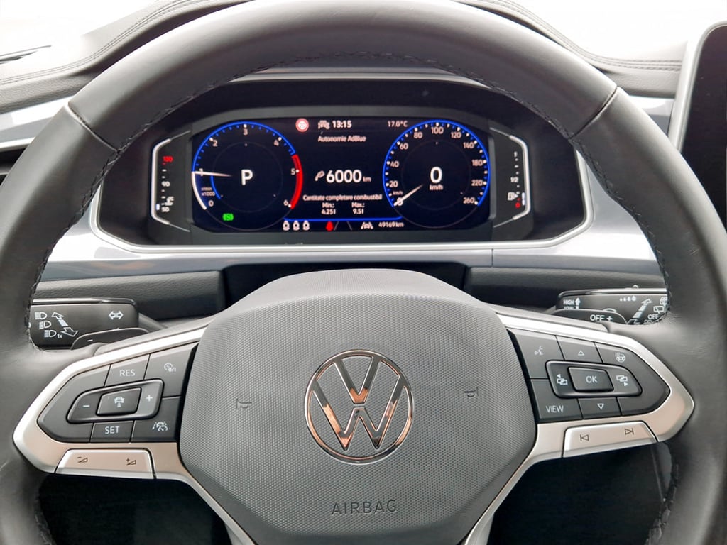 VOLKSWAGEN T-Roc 2024 — imagine 35