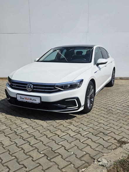 VW Passat GTE