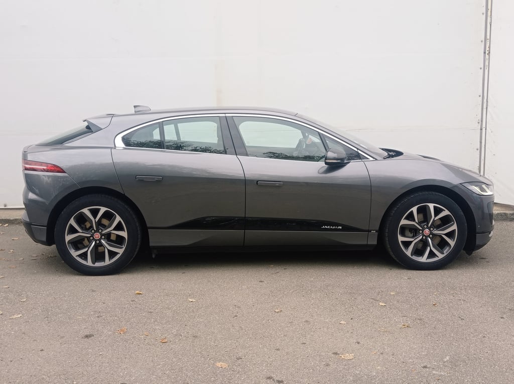 Jaguar I-PACE 2020 electric, 28.900 € — imagine 8