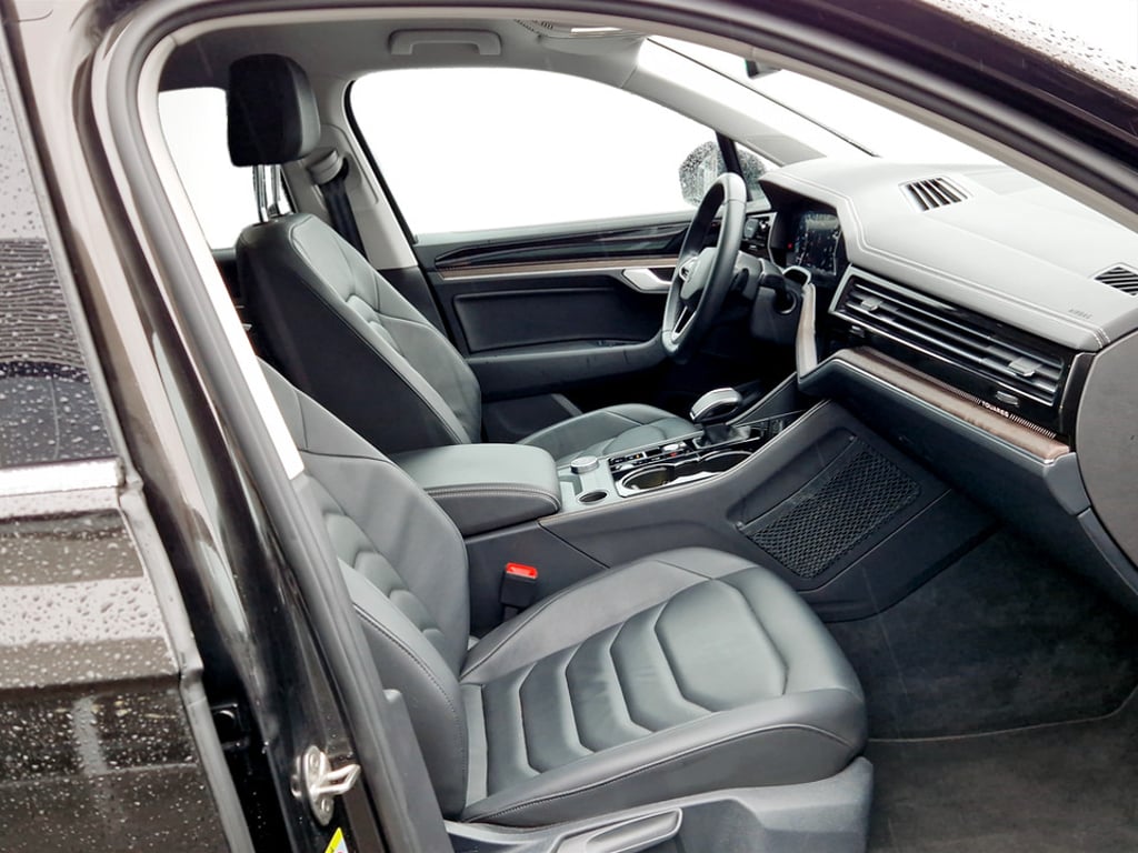 VOLKSWAGEN Touareg 2023 — imagine 32