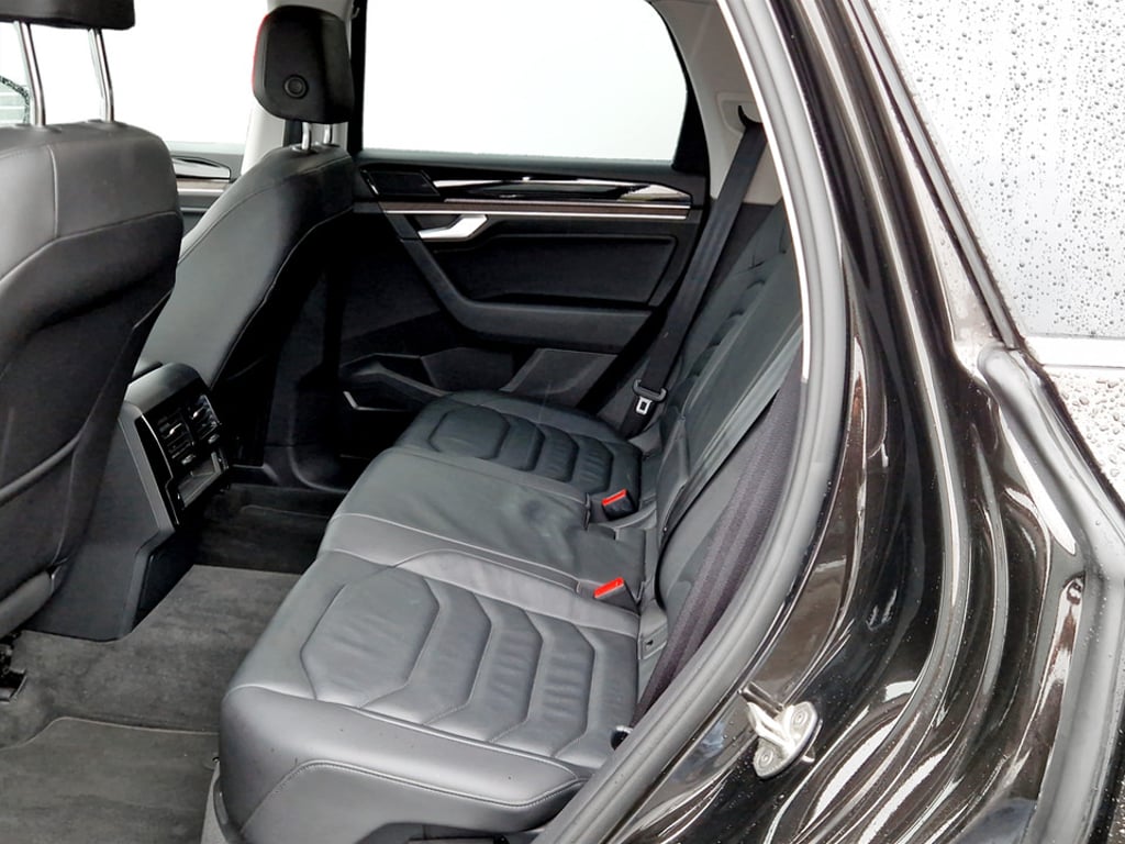 VOLKSWAGEN Touareg 2023 — imagine 33