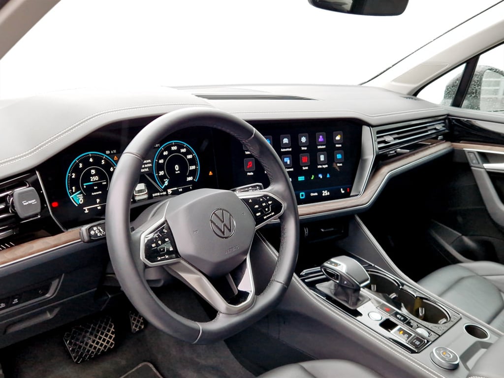 VOLKSWAGEN Touareg 2023 — imagine 35