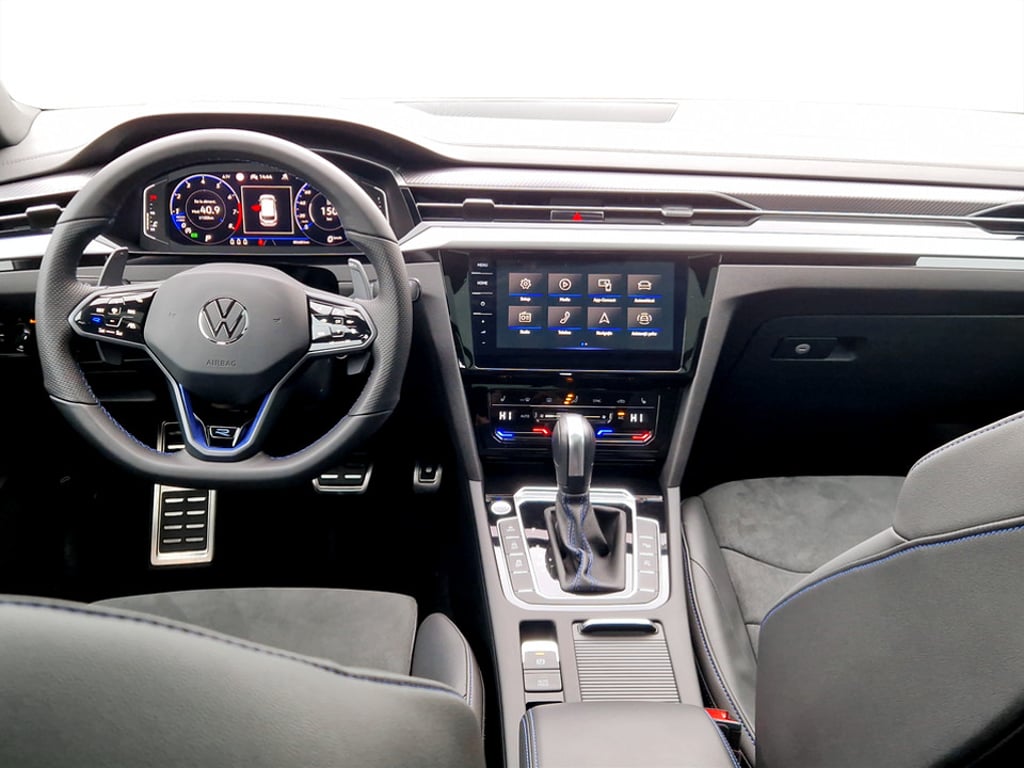 VOLKSWAGEN Arteon 2023 — imagine 10