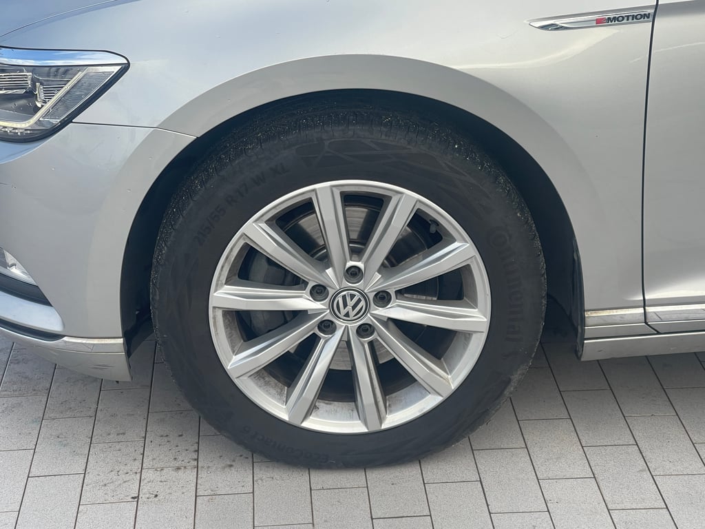 VOLKSWAGEN Passat 2015 — imagine 31