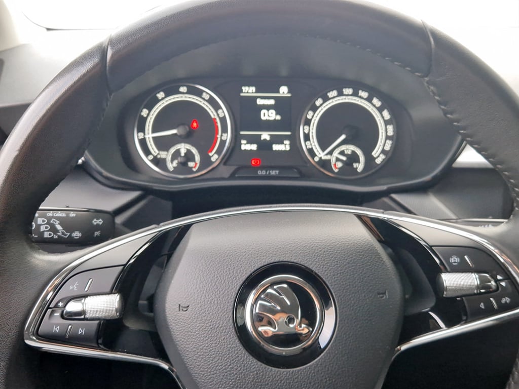 SKODA Fabia 2023 — imagine 37