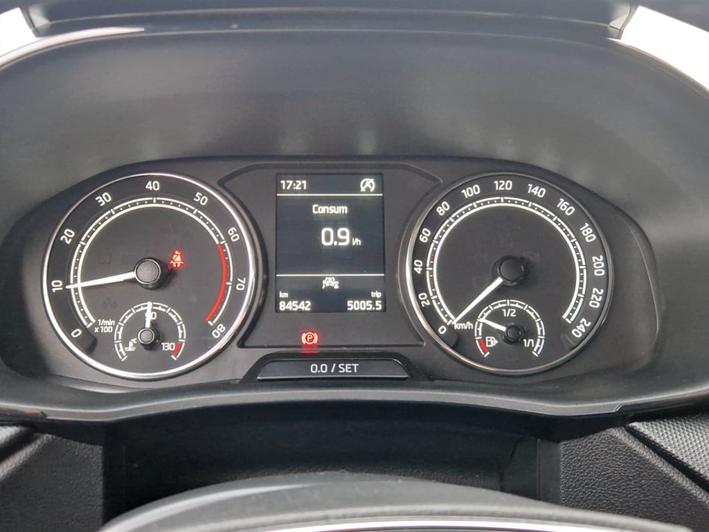 SKODA Fabia 2023 — imagine 38
