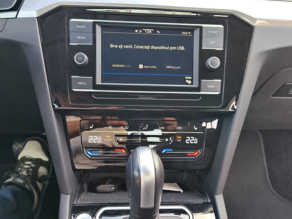 VOLKSWAGEN Passat 2022 — imagine 14