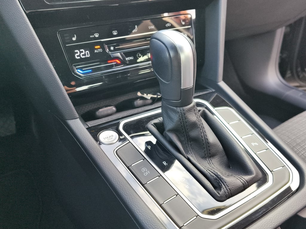 VOLKSWAGEN Passat 2022 — imagine 12