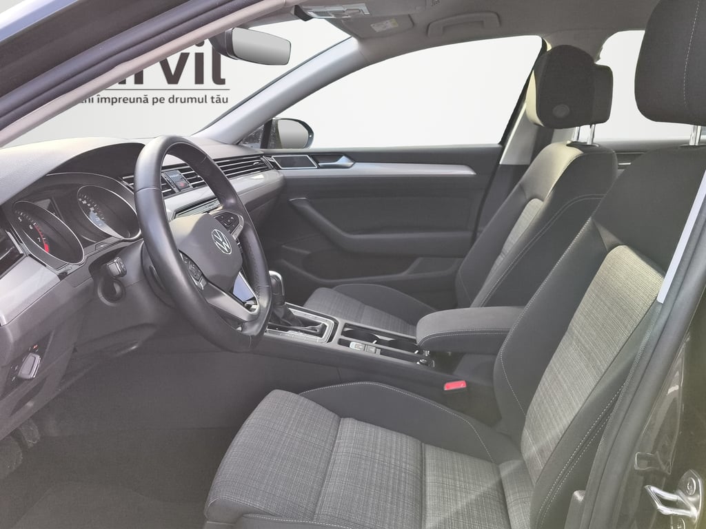 VOLKSWAGEN Passat 2022 — imagine 9