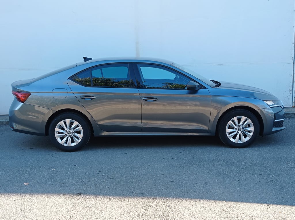 SKODA Octavia 2026 — imagine 9