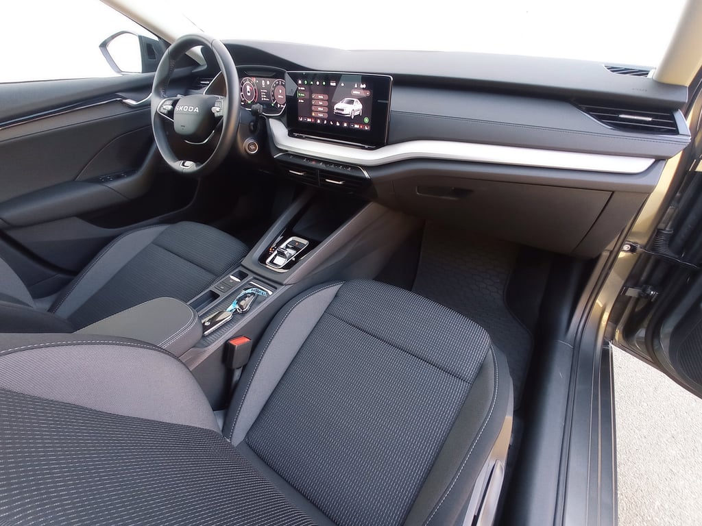 SKODA Octavia 2026 — imagine 20