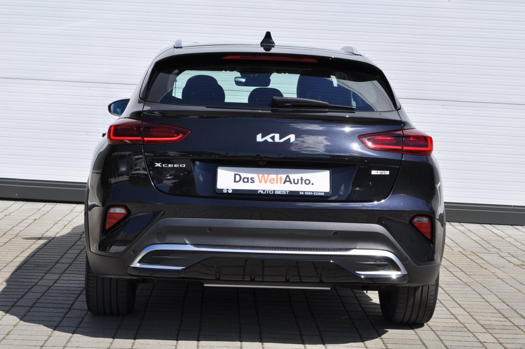 Kia Ceed 2022 hibrid, 19.989 € — imagine 8