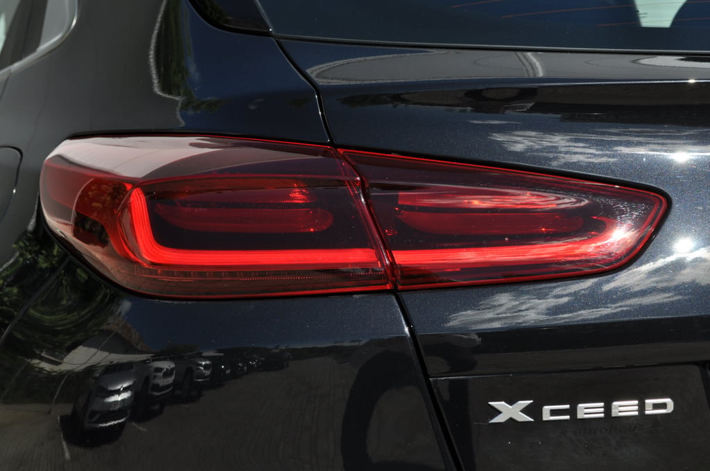 Kia Ceed 2022 hibrid, 19.989 € — imagine 12